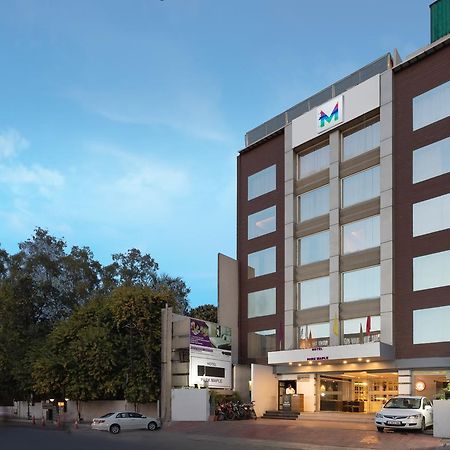 Hotel Mint Park Maple Amritsar Exterior photo