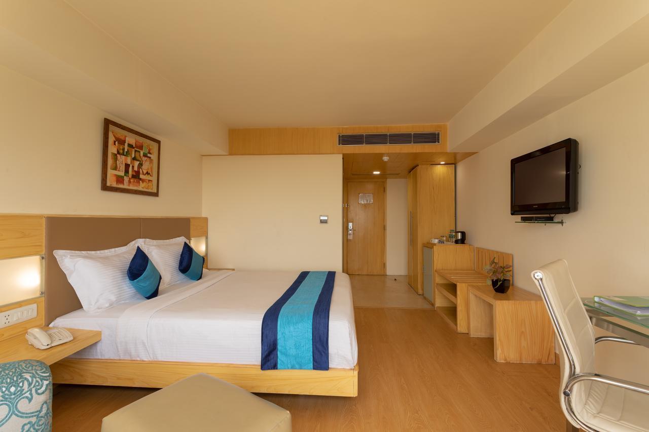 Hotel Mint Park Maple Amritsar Exterior photo